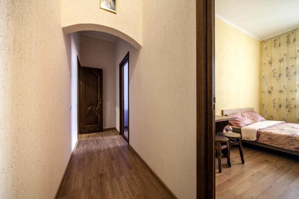 Апартаменты Modern 2BR Apartment in Central Lviv Львов-46